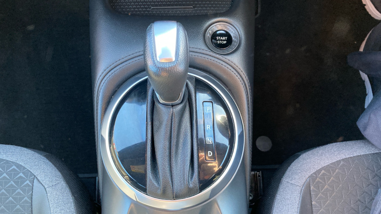 Nissan Juke 1.6 Hybrid N-Connecta 5dr Auto Hybrid Hatchback